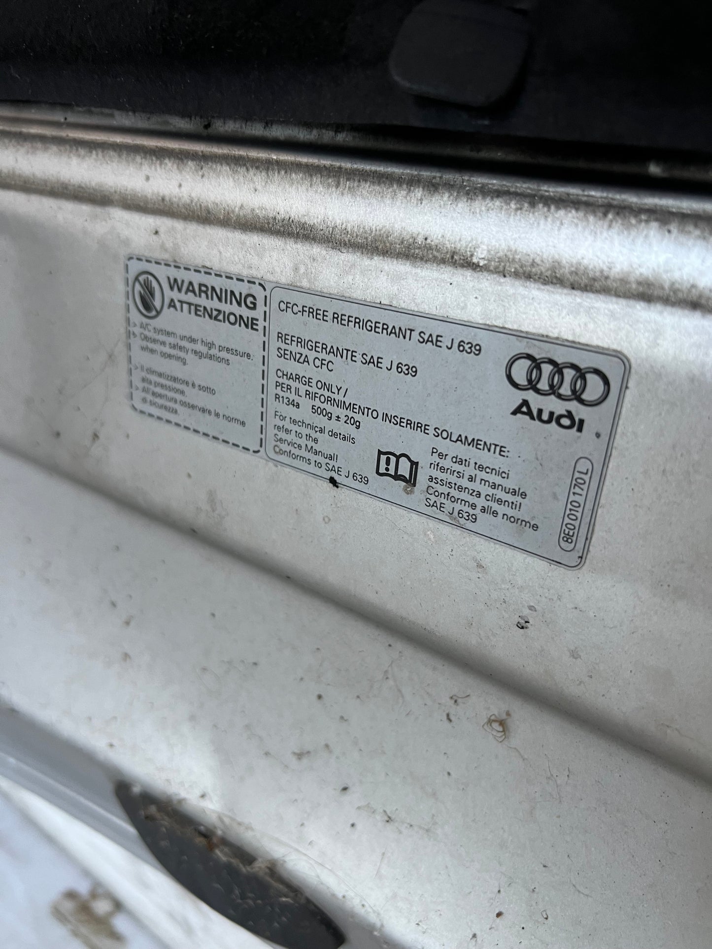 Cofano Anteriore AUDI A4 8E2/8EA Berlina SW Station Wagon