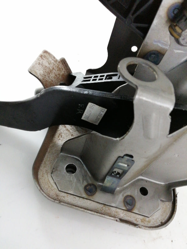 Pedaliera peugeot 206 + plus ( 2009 in poi) pedale freno e frizione 4501t9