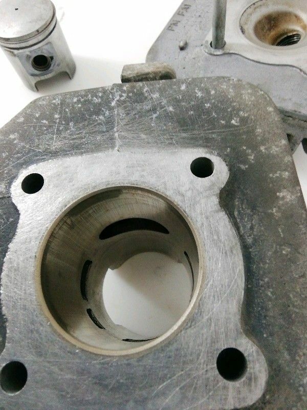 Gruppo termico peugeot vivacity 50 (2004) completo testata pistone