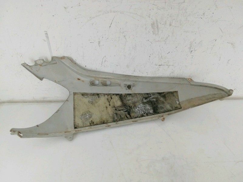 Carena fianco posteriore sinistro honda pantheon 150 cc (1998 > 2002)