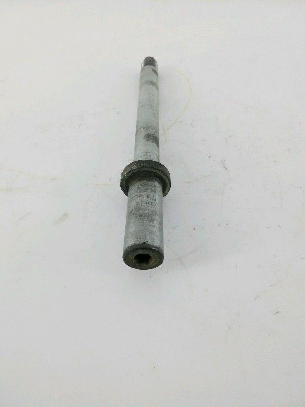 PERNO RUOTA ANTERIORE APRILIA PEGASO 650 cc (1991 - 1996) ORIGINALE