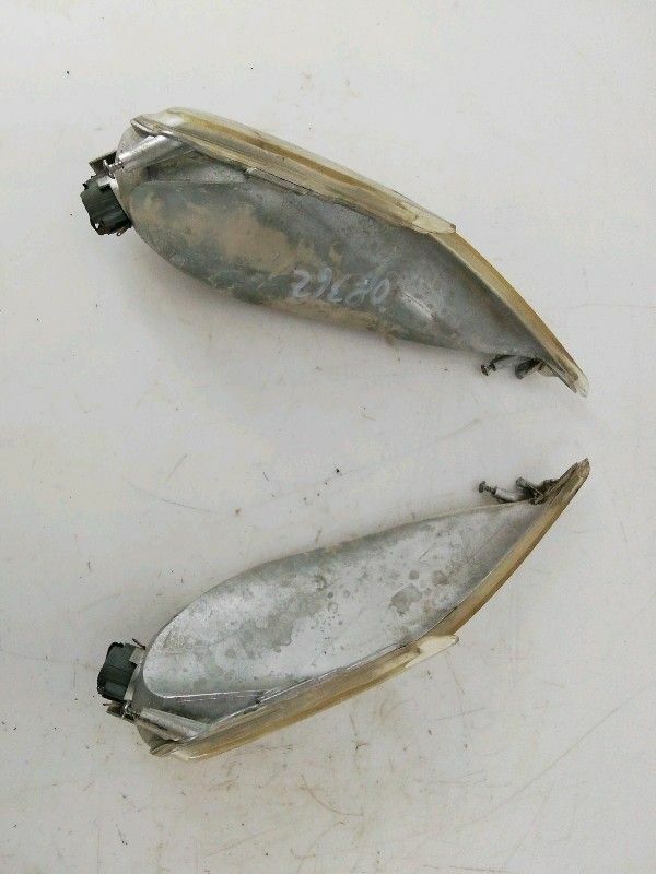 Frecce anteriori aprilia atlantic 200 cc (2002 > 2004) coppia freccia