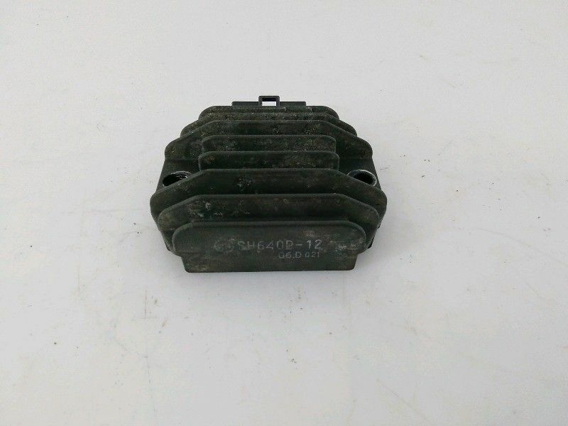 Regolatore di tensione aprilia sportcity 125 ( 2004 > 2008 ) sh640d-12