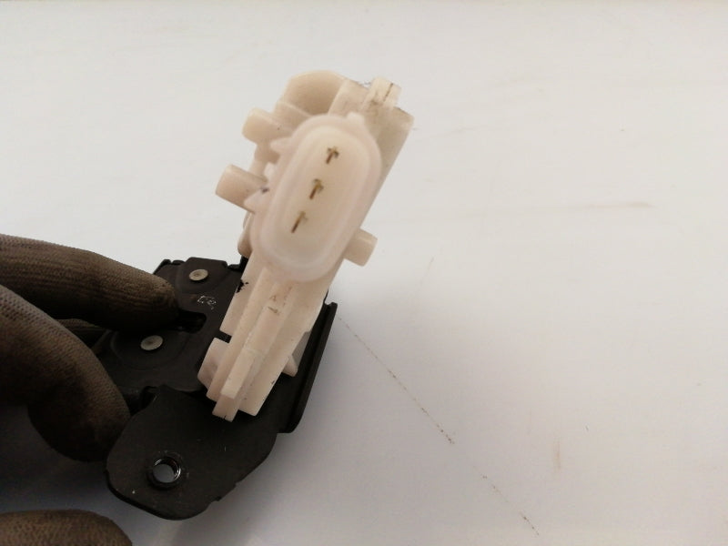 Serratura portellone posteriore toyota yaris ( 2014 in poi ) portello