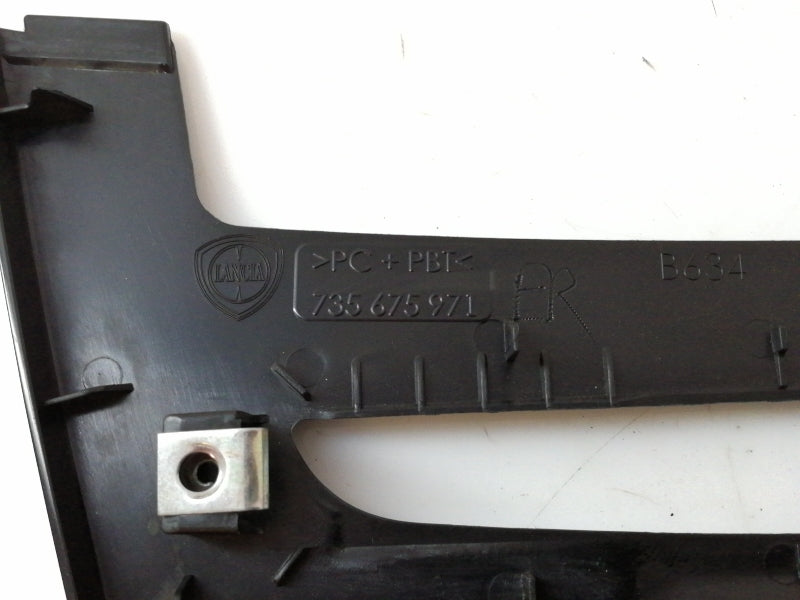 Mascherina console centrale leva cambio lancia ypsilon ( 2011 in poi )