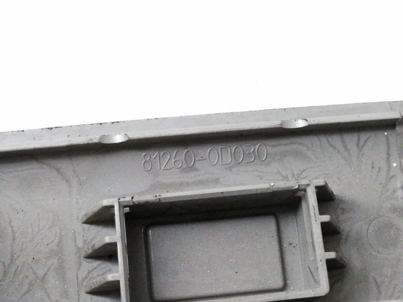 Luci interne toyota yaris ( 2009 > 2011 ) plafoniera abitacolo 81260-0d030