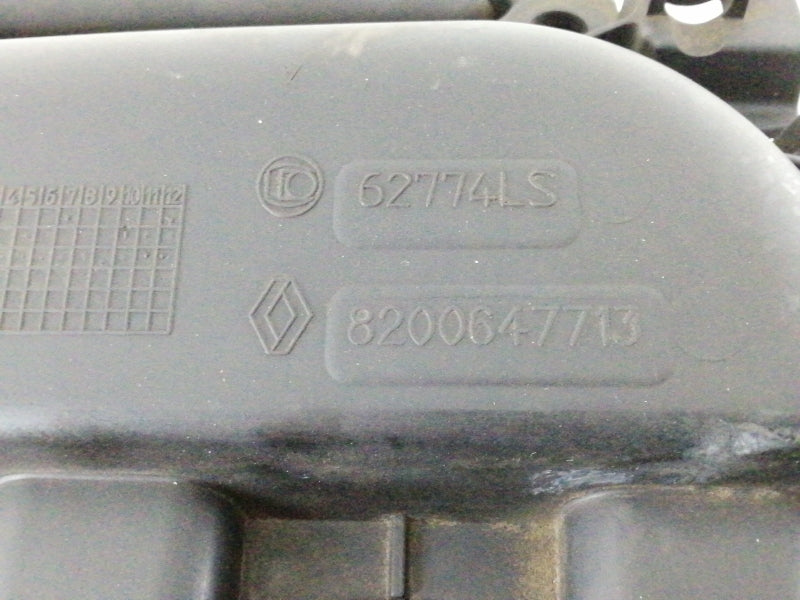 Collettore aspirazione renault clio 1.6 ( 2005 in poi ) 8200647713 motore