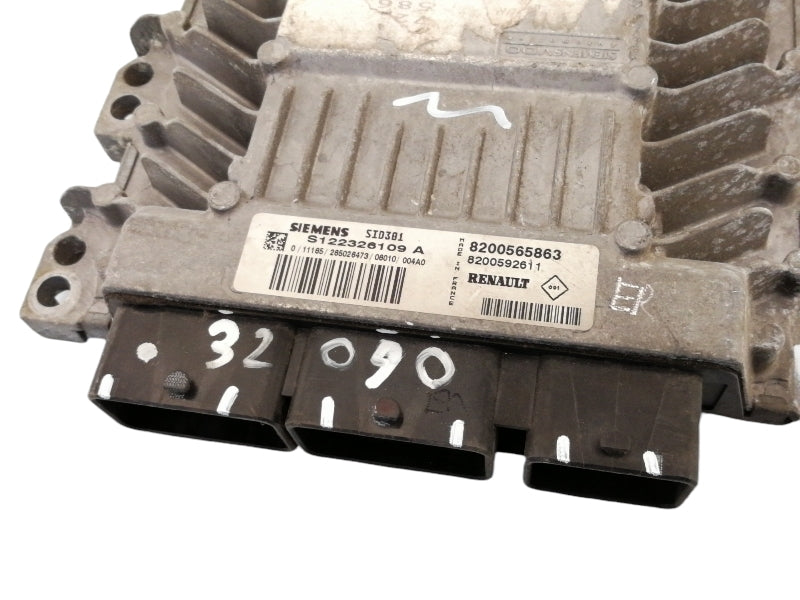 Centralina motore renault megane 1.5 dci (2002 > 2008) 8200565863 originale