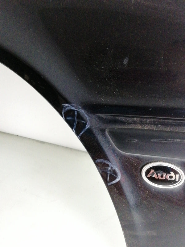 Parafango anteriore sinistro audi 80 - 8c2 (1991 > 1996) nero con freccia