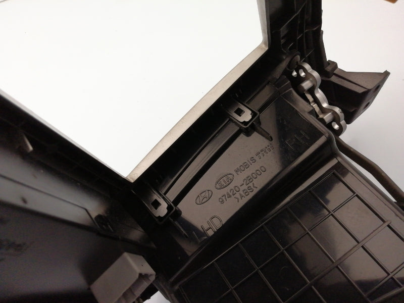 Mascherina autoradio hyundai santa fe' ( 2006 - 2009) con bocchette