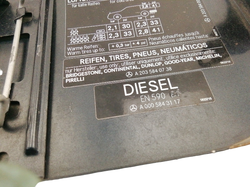 Sportello carburante mercedes classe c w203 (2003) sportellino nero