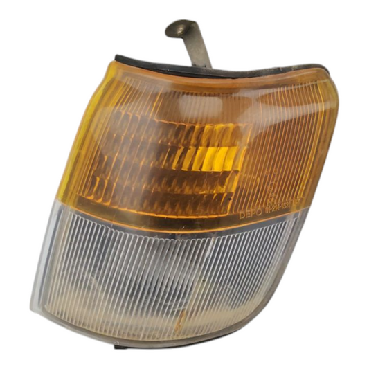 Freccia Fanalino Anteriore Sinistro MITSUBISHI PAJERO 2 Serie 3-5 Porte