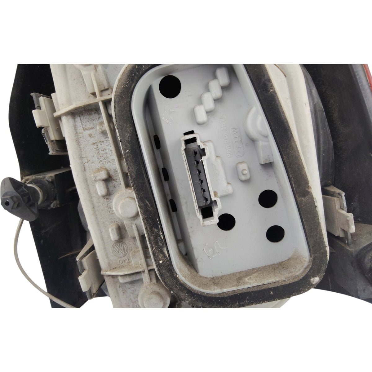 Fanale Stop Posteriore Sinistro VOLKSWAGEN POLO 4 Serie 3-5 Porte