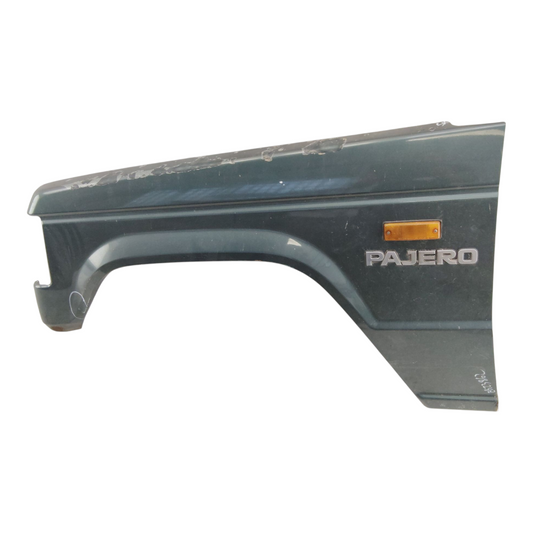 Parafango Anteriore Sinistro MITSUBISHI PAJERO 1 Serie 3 Porte