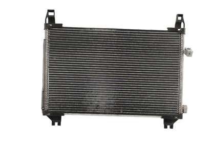 Condensatore aria condizionata toyota yaris 1.4 d-4d ( 2011 - 2017 )