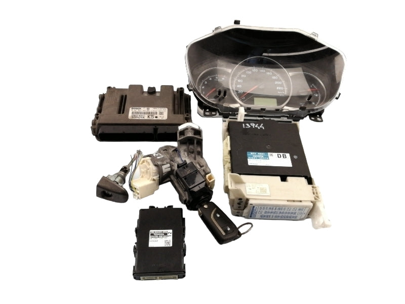 Kit accensione toyota yaris 1.4 d-4d (2014 - 2017) centralina quadro