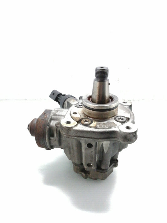 Pompa iniezione audi q7 - 4lb - 6.0 ( 2008 > 2009 ) sinistra 05a130755b