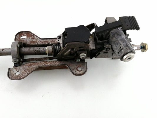 Piantone sterzo ford fiesta 1.6 tdci ( 2004 > 2008 ) 1341477 motore