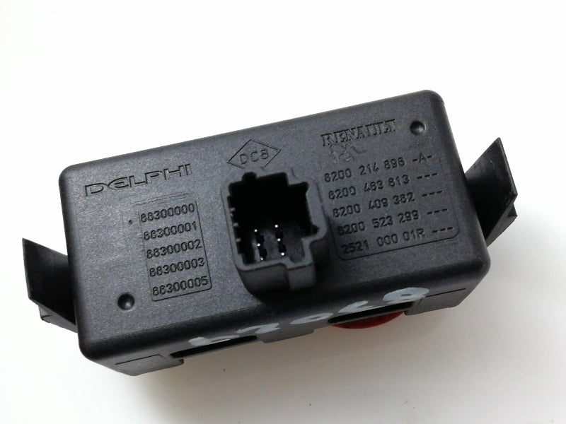 Interruttore luce di emergenza renault clio ( 2005 in poi) delphi