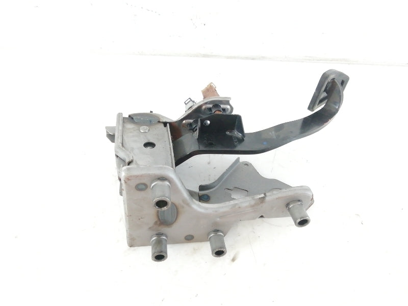 Pedale freno nissan juke ( 2010 in poi ) 465011ka2b originale