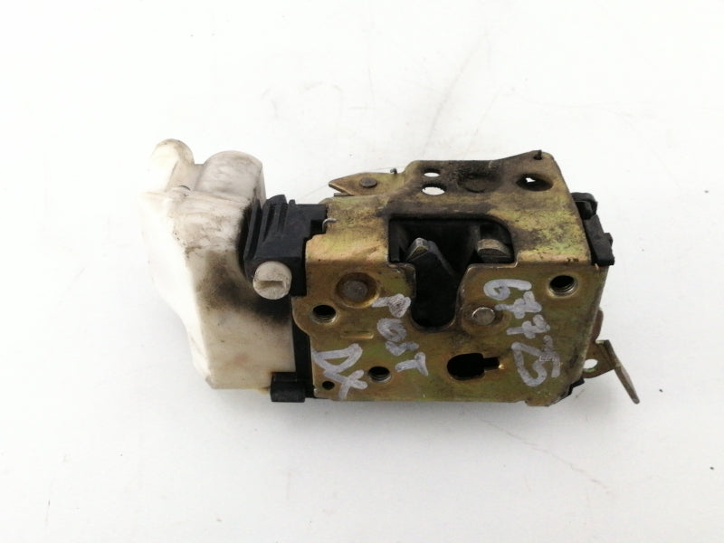 Serratura porta fiat punto ( 1994 > 1999 ) posteriore destra 46759841