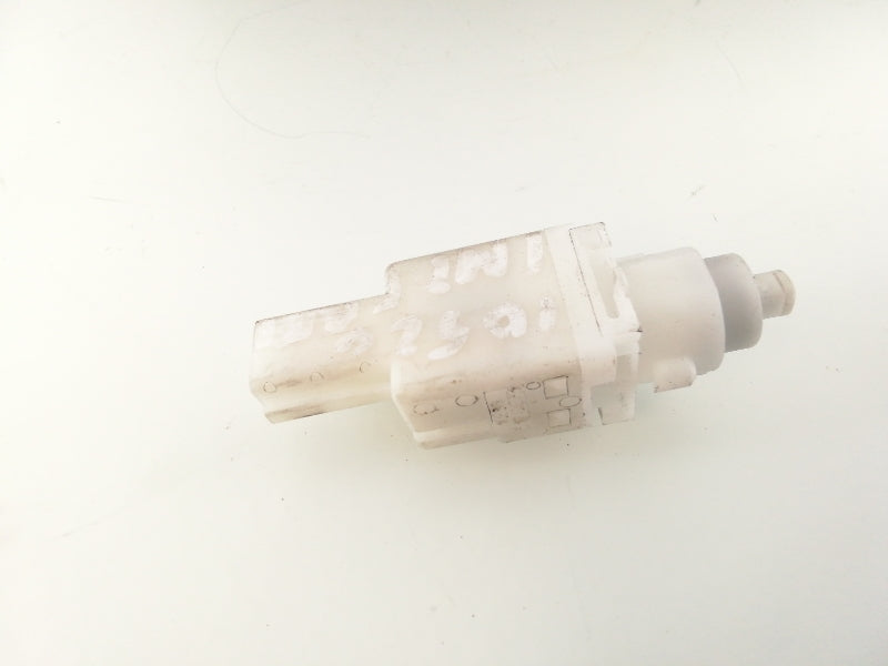 Interruttore luce freno a mano fiat panda ( 2003 in poi ) 51713873