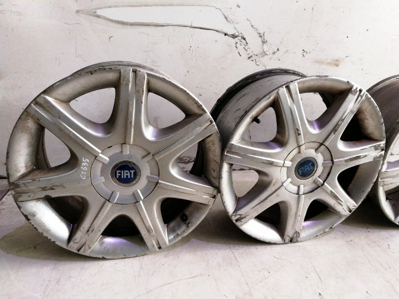 Cerchi in lega fiat croma (2005 > 2007) raggio 17 - 7jx17h2 originali