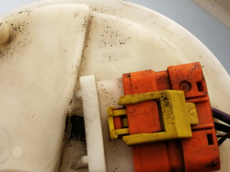 Pompa carburante fiat grande punto (2005 - 2011) 55700362 con galleggiante