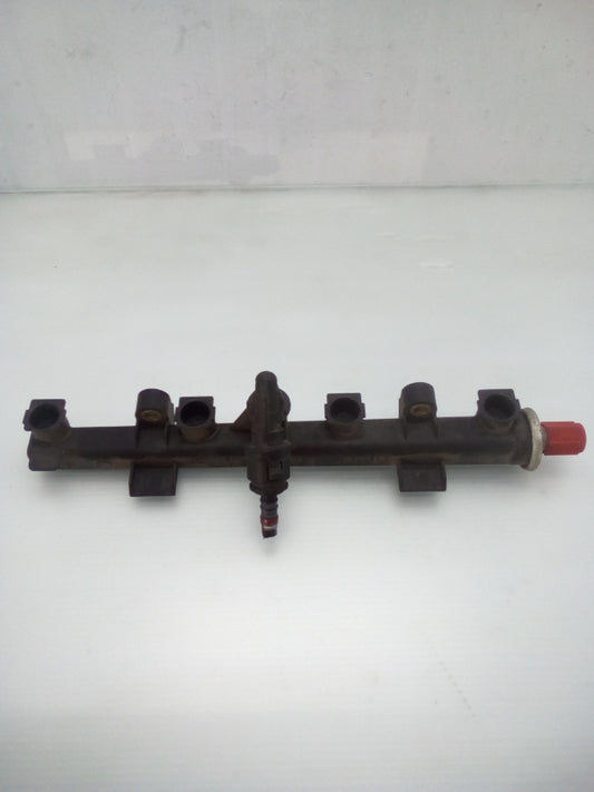 FLAUTO CARBURANTE FIAT STILO 1.2 BENZINA ( 2001 - 2008) MOTORE 188A5000 ORIG.