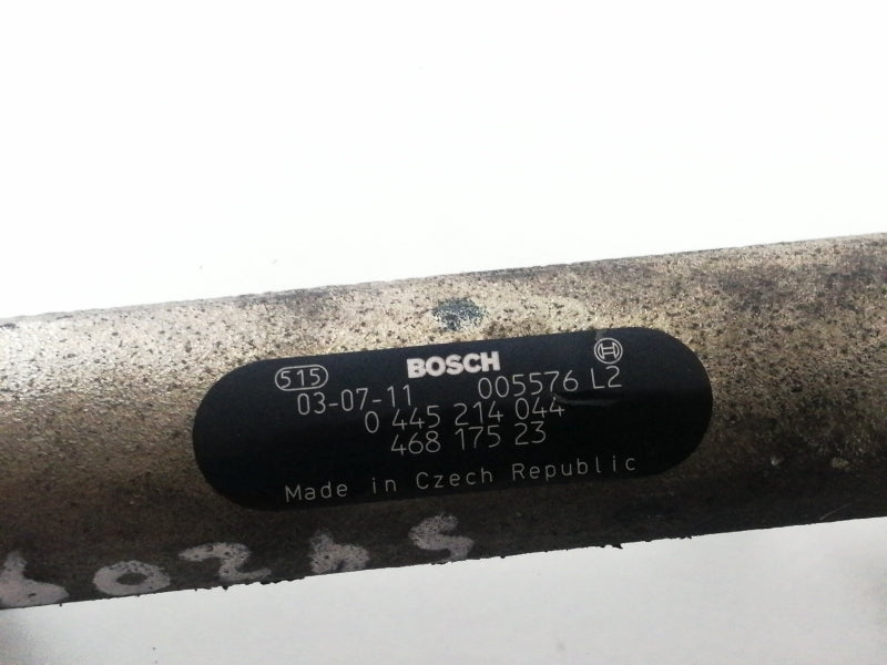 Flauto distributore carburante fiat punto 1.3 ( 2003 > 2011 ) bosch