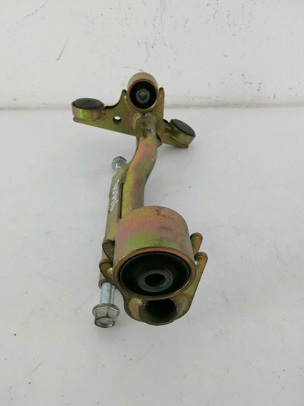 Supporto motore honda sh 150 cc (2000 > 2006) kf03e originale