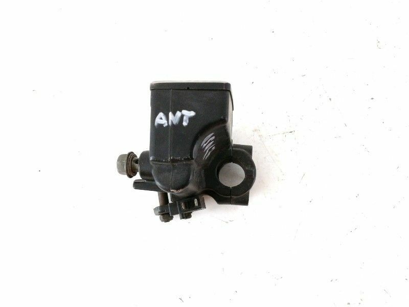 Pompa freno anteriore destra yamaha fzs fazer 600 cc ( 1998 > 2004 )