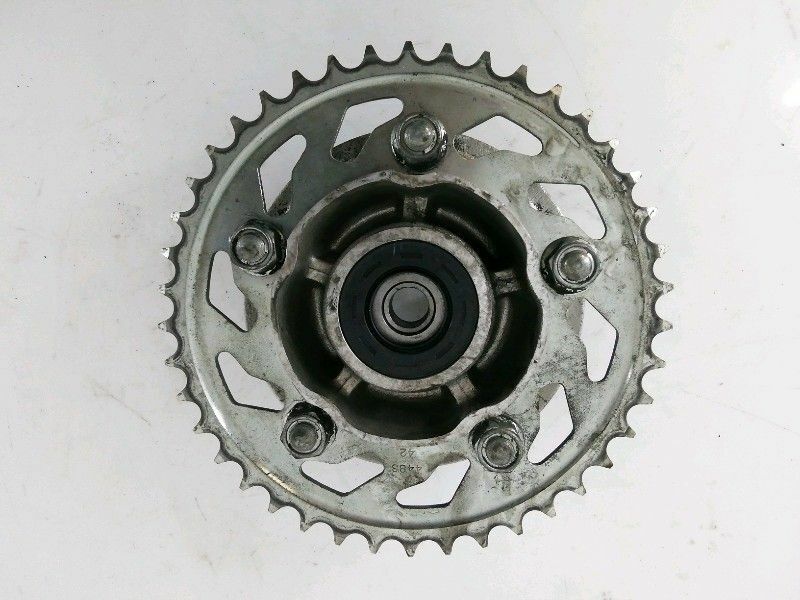 Mozzo ruota posteriore honda hornet 600 cc (1998 > 2002) con corona -