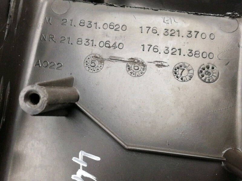 MODANATURA RIVESTIMENTO PIANTONE STERZO LANCIA DELTA LX (1986 - 1989) ORIGINALE