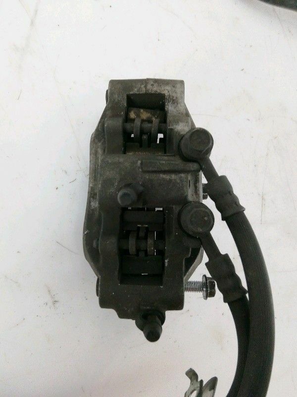 Pinza freno anteriore suzuki burgman 400 (1999 > 2002) completa originale