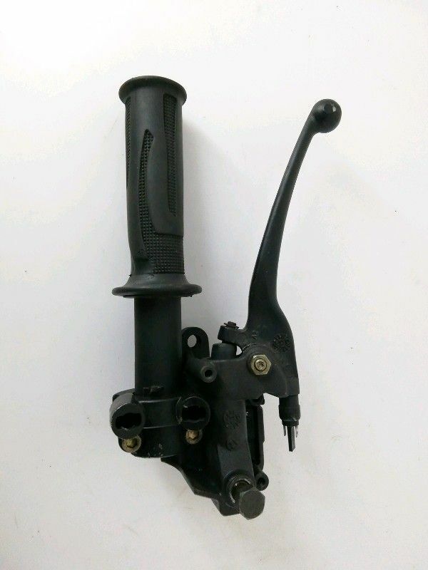 Pompa freno destra aprilia atlantic 200 (2002 > 2004) manopola + leva