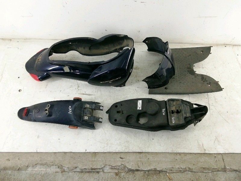 Carene posteriori aprilia scarabeo 50 ditech (2001 - 2004) parafango carena