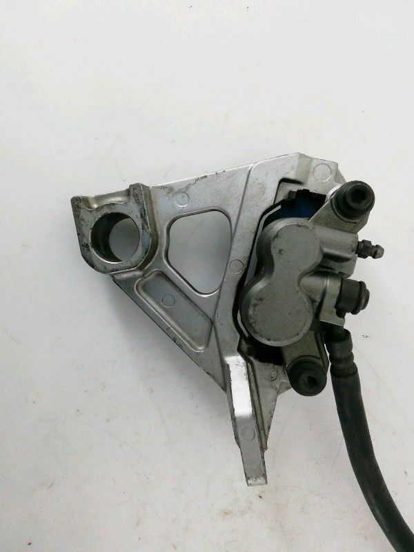 Impianto frenante posteriore yamaha yzf r6 - 600 cc (2000 > 2003) pinza