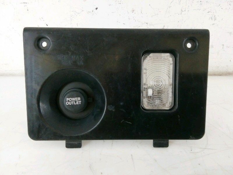 Luce vano sottosella honda pantheon 150 ( 2003 > 2008 ) presa 12v -
