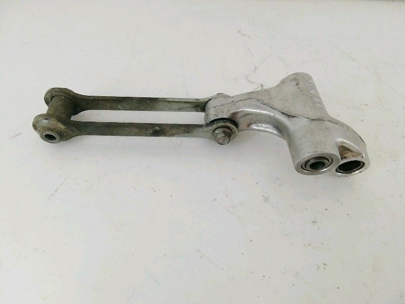 Leveraggio ammortizzatore posteriore suzuki burgman 400 ( 2001 > 2003 )