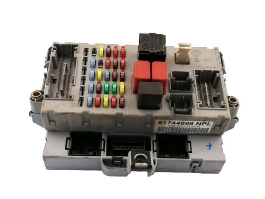 Scatola fusibili fiat punto 1.2 (2003 - 2009) 51744898 motore 188a4000