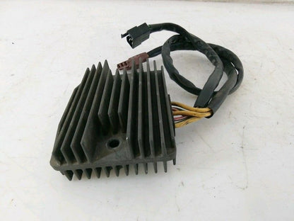Regolatore di tensione piaggio vespa gts 250 ( 2005 > 2012 ) sh689jb