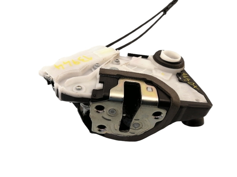 Serratura porta anteriore destra toyota yaris ( 2014 in poi ) 690300d540 -