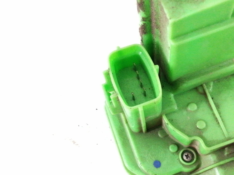 Serratura porta anteriore destra alfa romeo giulietta ( 2010 in poi )