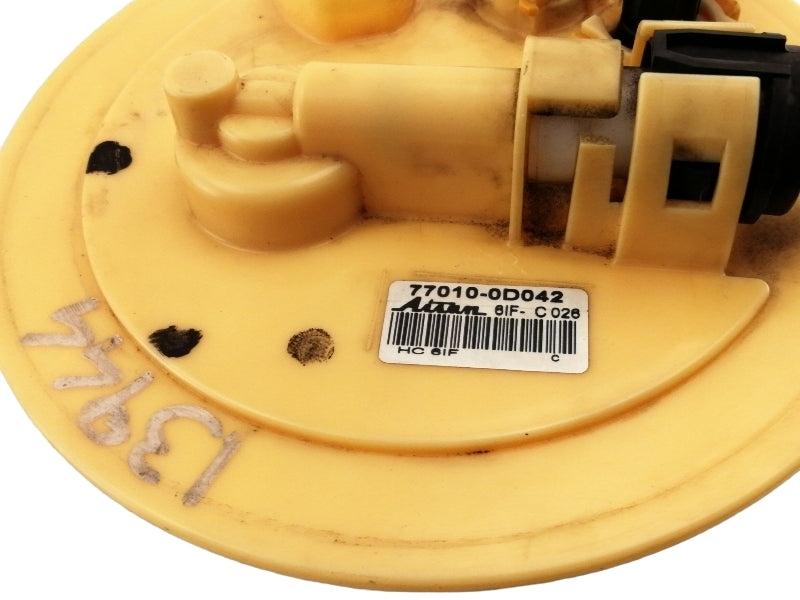 Pompa carburante toyota yaris 1.4 d-4d ( 2011 in poi ) 77010-0d042