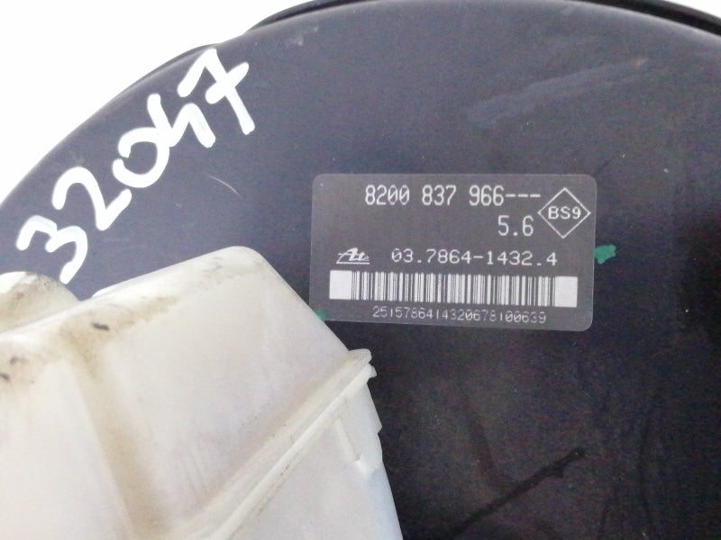 Servofreno renault clio (2005 in poi) 8200837966 con pompa e vaschetta