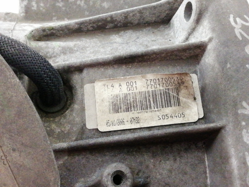 Cambio renault megane 1.5 dci (2003 > 2008) 6 marce - 7701700539 motore