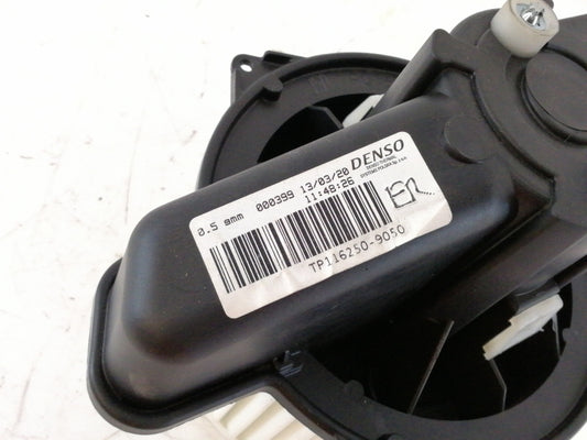 Motorino ventilazione abitacolo lancia ypsilon ( 2011 in poi ) ventola