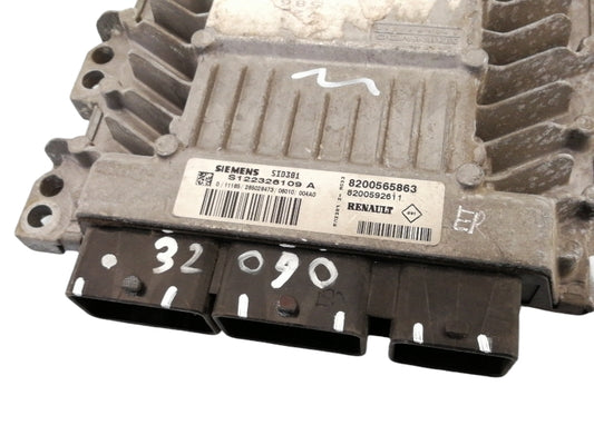 Centralina motore renault megane 1.5 dci (2002 > 2008) 8200565863 originale