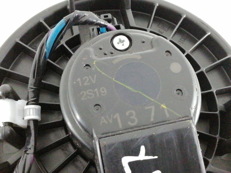 Motorino ventilazione toyota yaris ( 2012 in poi ) ventola con resistenza